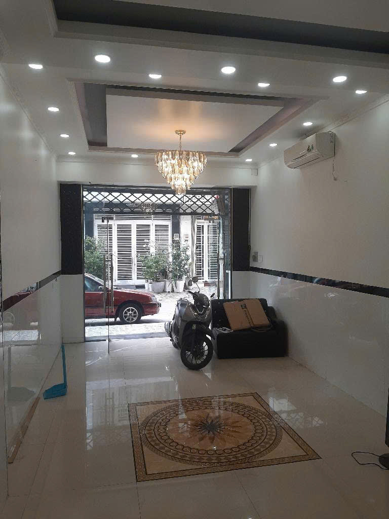 Bán nhà ngay Bờ Bao Tân Thắng gần Aeon Mall, 4x17m, 4 tầng, 10 tỷ
