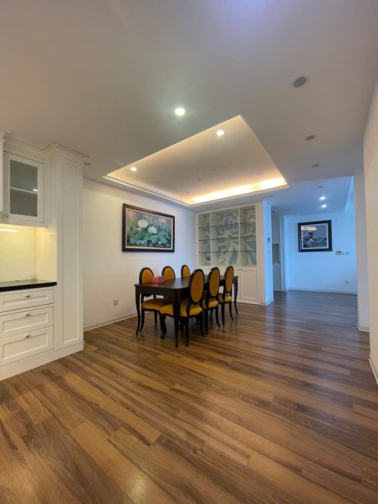 NHÀ DÂN XÂY - 50M2 - 20M RA MẶT PHỐ - 5M RA OTO TRÁNH - GIÁ CHỈ 9,5 TỶ