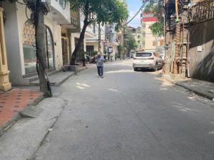 Bán nhà Phùng Chí Kiên 46.3/47m2 x 6 tầng, phân lô khu quân đội , ô tô tránh, dân xây, kinh doanh tấp nập, chỉ 15 tỷ.