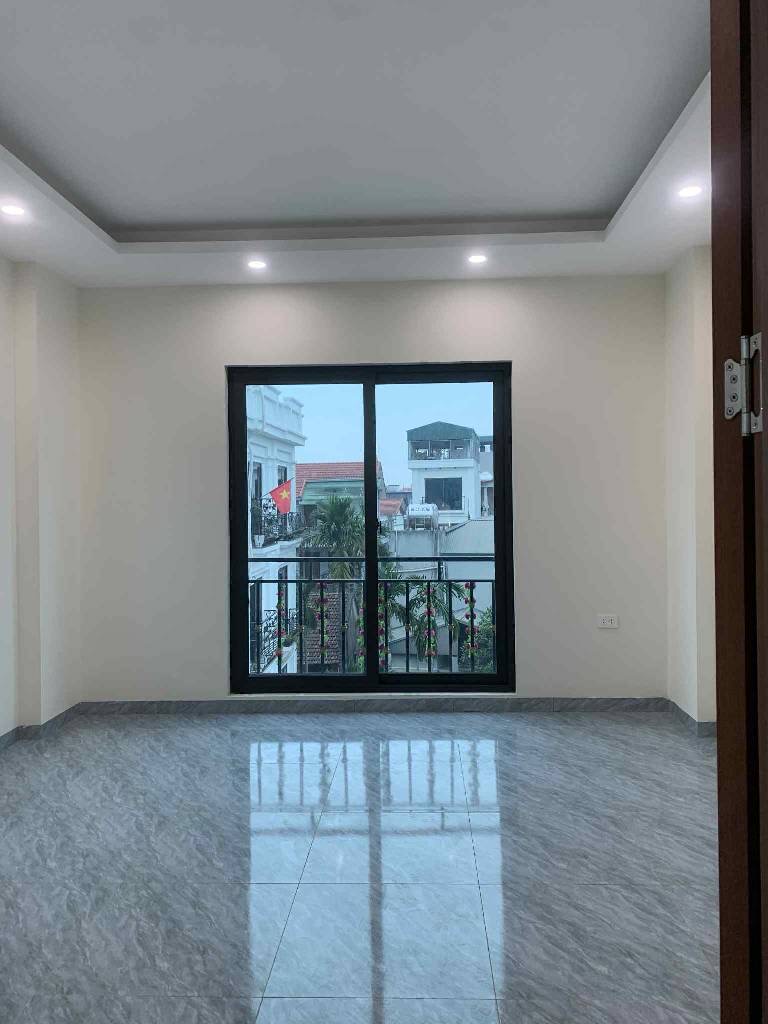 Đại Tự -Phân Lô 5tầng đẹp keeng ở luôn