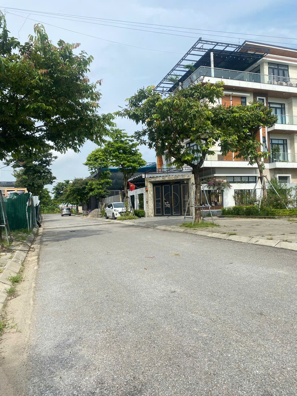 BÁN GẤP LÔ ĐẤT 246M DÃY BIỆT THỰ KHU ĐÔ THỊ NGUYÊN KHÊ, ĐÔNG ANH, HÀ NỘI.