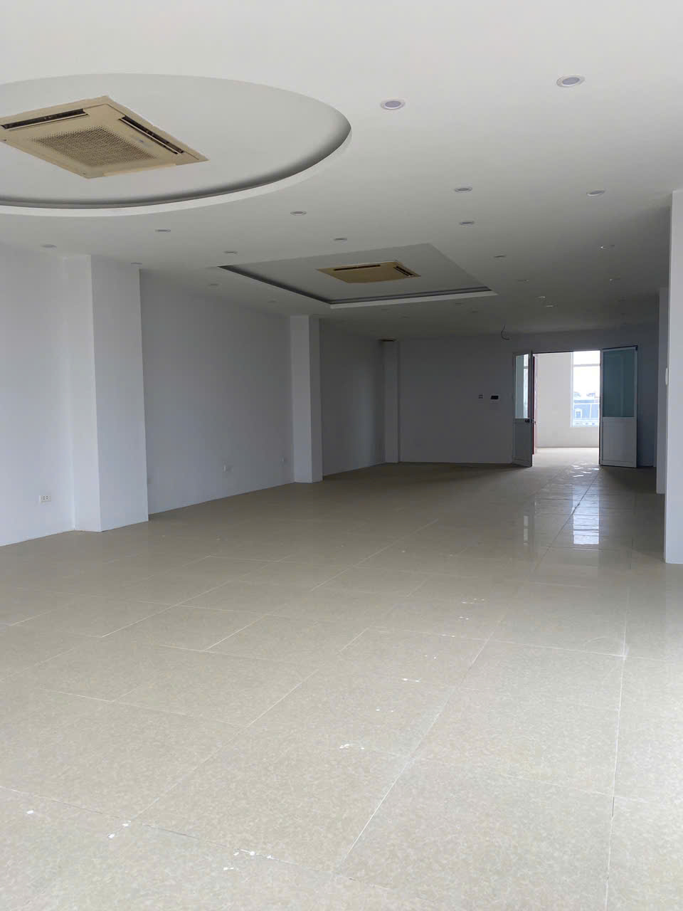 BÁN NHÀ MẶT PHỐ, KINH DOANH DÒNG TIỀN TỊA THỊ TRẤN ĐÔNG ANH, ĐÔNG ANH, HÀ NỘI