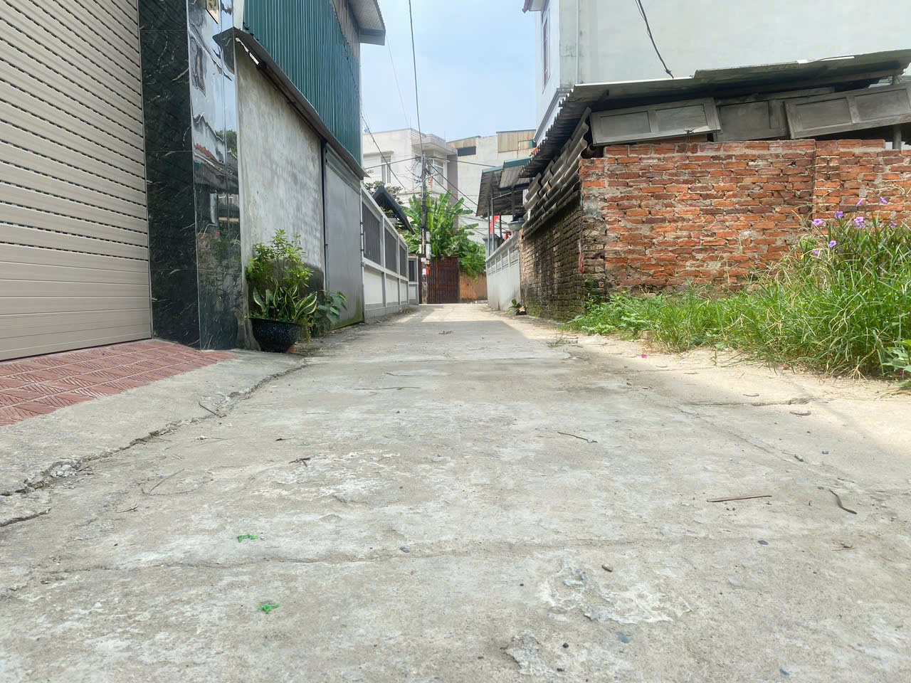 BÁN ĐẤT TẶNG NHÀ 3 TẦNG, VỀ Ở NGAY TẠI NGUYÊN KHÊ, ĐÔGN ANH, HÀ NỘI