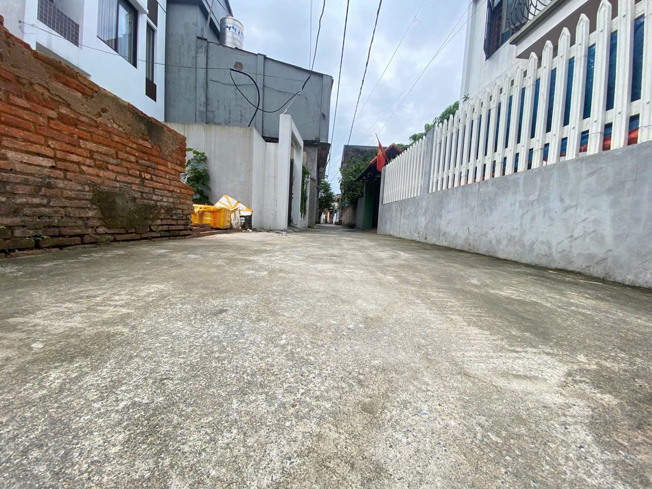 BÁN GẤP 98,5M ĐẤT CỔ DƯƠNG, TIÊN DƯƠNG, VỊ TRÍ VIP. GIÁ NGỘP