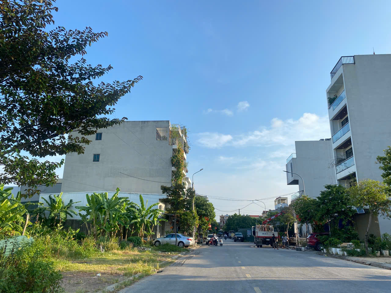 SIÊU PHẨM KINH DOANH. PHÂN LÔ Ô TÔ TRÁNH. NGAY CHỢ LỚN