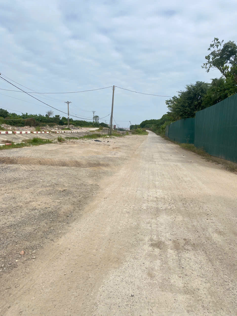 BÁN GẤP 2100M ĐẤT TRANG TRẠI, KHU NGHỈ DƯỠNG TẠI ĐÔNG ANH. CHỈ NHỈNH 3,5 TỶ CÓ THƯƠNG LƯỢNG.