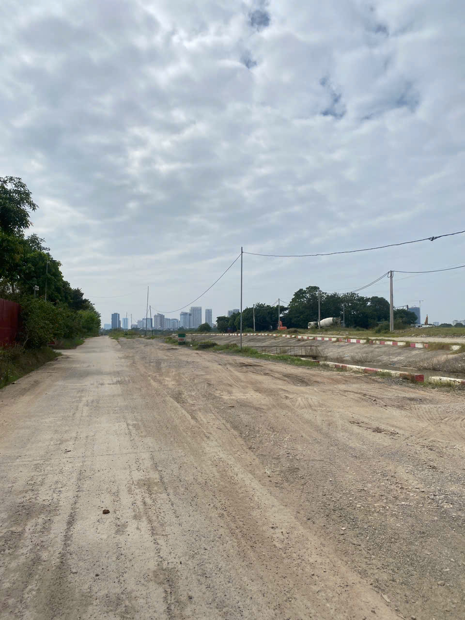 BÁN GẤP 2100M ĐẤT TRANG TRẠI, KHU NGHỈ DƯỠNG TẠI ĐÔNG ANH. CHỈ NHỈNH 3,5 TỶ CÓ THƯƠNG LƯỢNG.