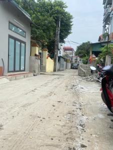 BÁN ĐẤT BẮC HỒNG, ĐÔNG ANH. KHUÔN ĐẤT NHỎ, ĐƯỜNG RỘNG 6M. GIÁ 4.8 TỶ