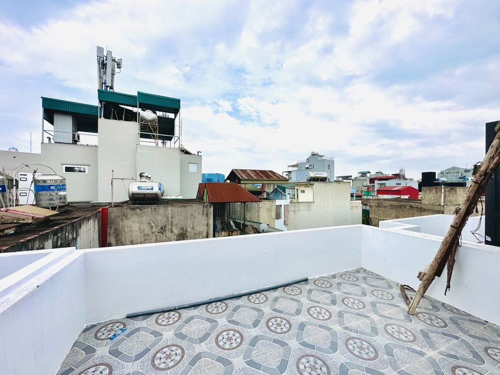 HƠN 9 TỶ CÓ NHÀ 40 M2 6 TẦNG MỚI THANG MÁY -  GẦN HỒ VĂN CHƯƠNG - FULL NỘI THẤT