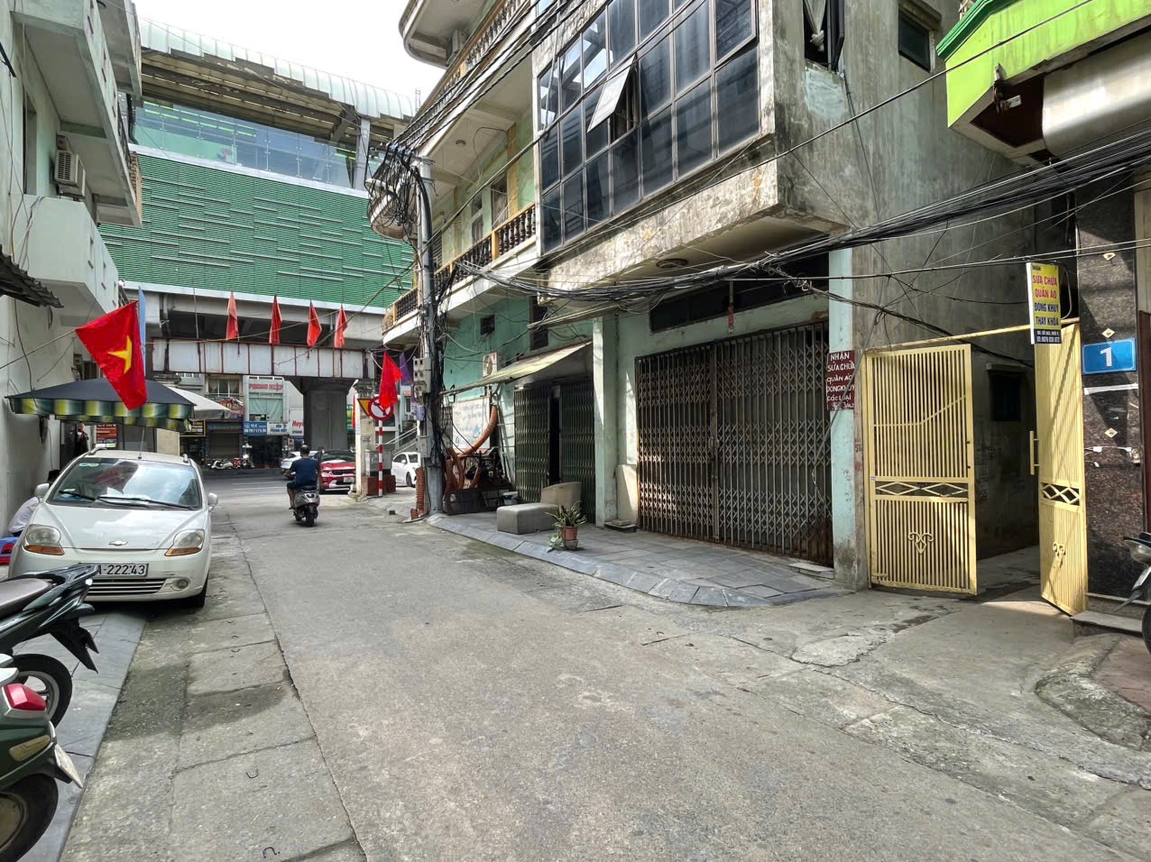 Quang Trung HD Bán gấp nhà Dt rộng thênh thang 80m khách mua về vừa ở vừa bơi !!!