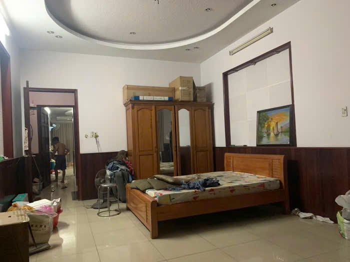 BÁN NHÀ 3 TẦNG MẶT TIỀN HÀ HUY GIÁP 4.5X22 GIÁ 9 TỶ 8