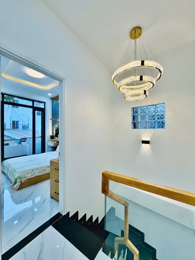 SIÊU PHẨM SÁT MẶT TIỀN - BÙI ĐÌNH TUÝ - 30m2 - 3 TẦNG (4PN)