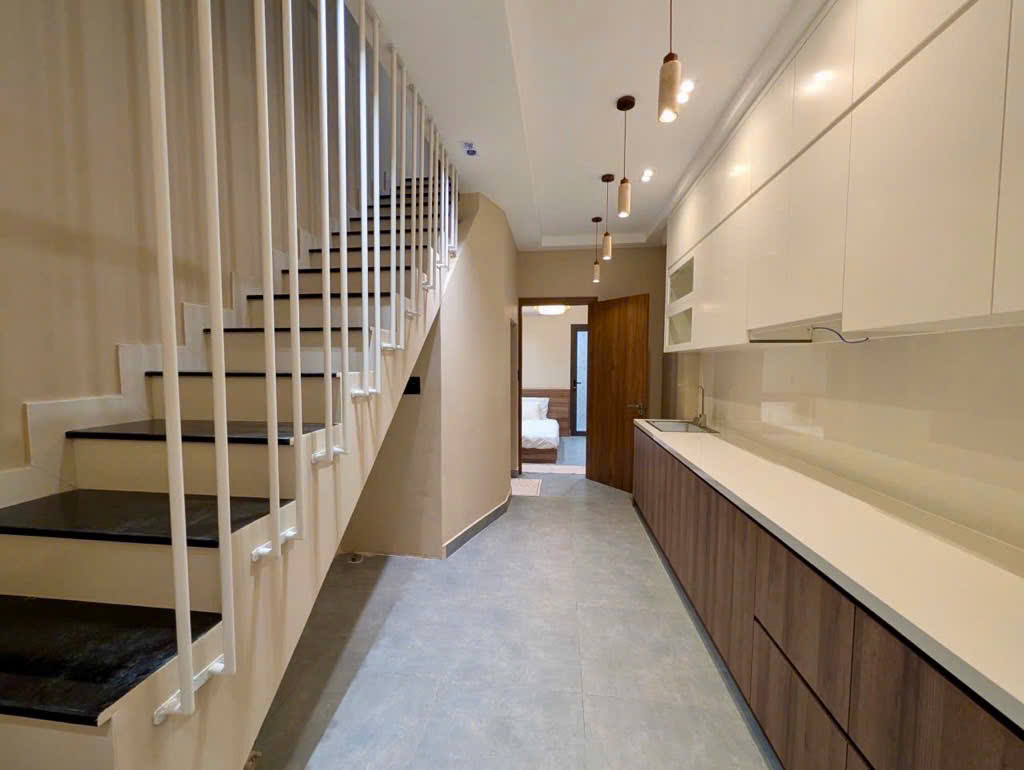 NHÀ ĐẸP HẺM XE HƠI - NGAY BÙI ĐÌNH TUÝ - 50M2 - GIÁ 7.45 TỶ