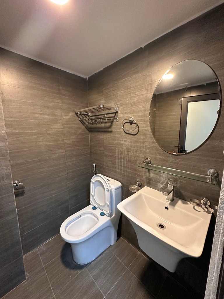 Bán nhà Ngọc Thụy, ô tô tải đỗ cửa, 50m2 x 4T - 12.6 tỷ