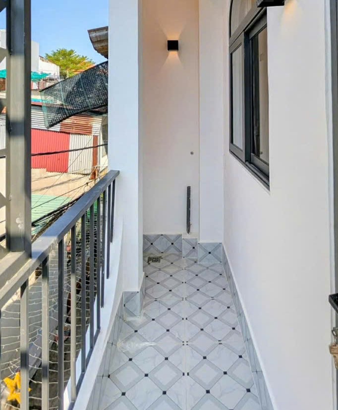 Nhà Bán Hẻm Nguyễn Lâm  Gần Mặt tiền Phan Xích Long, Phú Nhuận