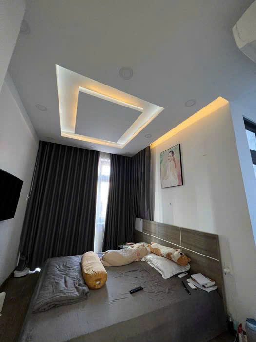 Nhà ngộp cần b-á-n