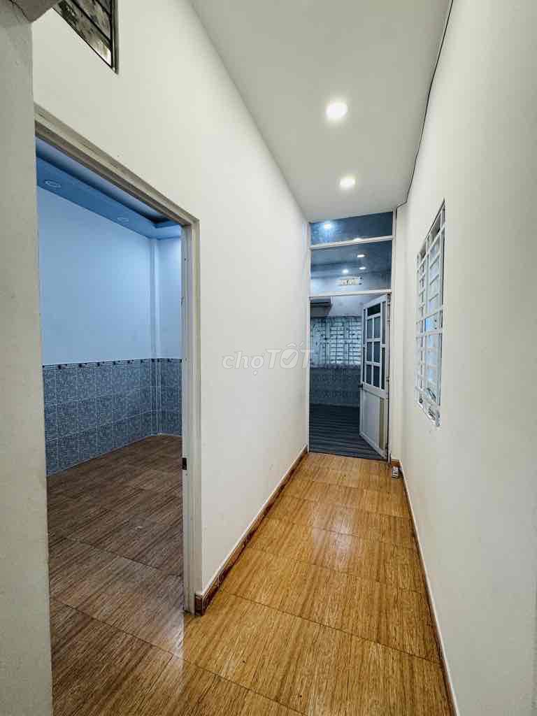 BÁN NHÀ HẺM Ô TÔ LÊ VĂN QUỚI GẦN NT 4 XÃ - DT 70M2 - CHỈ NHỈNH 4 TỶ