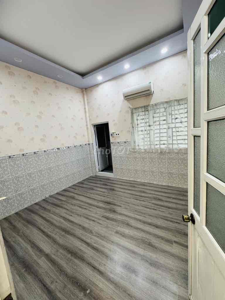 BÁN NHÀ HẺM Ô TÔ LÊ VĂN QUỚI GẦN NT 4 XÃ - DT 70M2 - CHỈ NHỈNH 4 TỶ