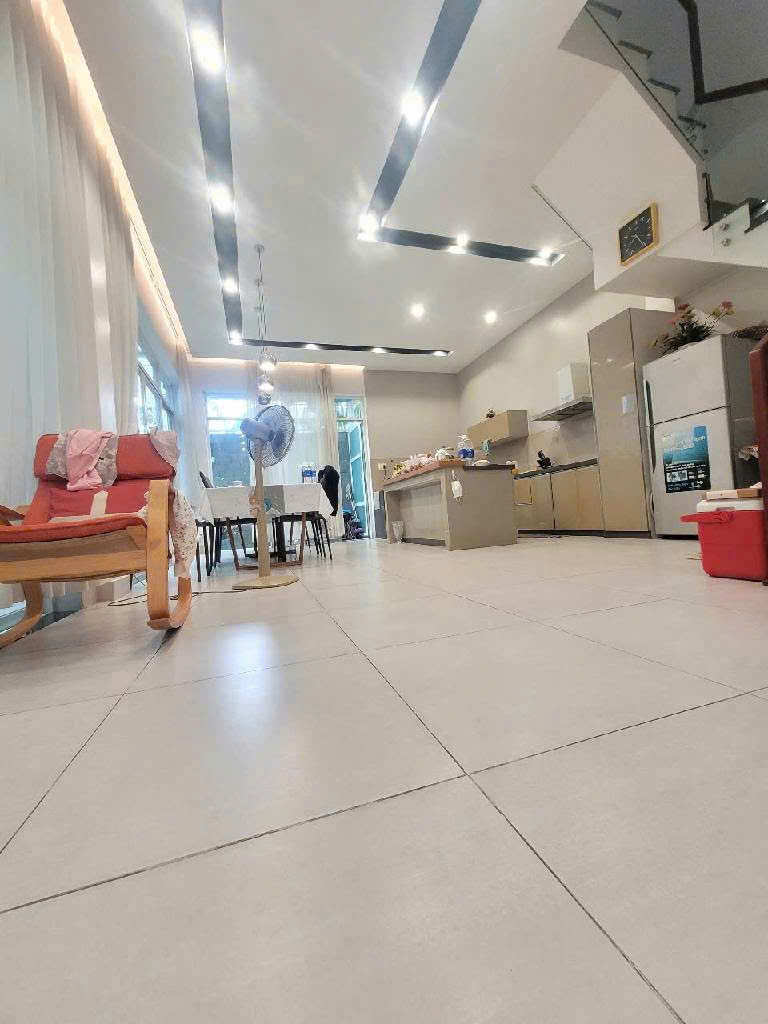 Biệt Thự 3 tầng có thang máy - KDC Gia Hoà, Phước Long B Q9