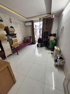 1545 LÊ VĂN LƯƠNG, NHÀ 4 TẦNG, 8 PHÒNG NGỦ, DT 105m  -GIÁ: 8.68 TỶ( TL)