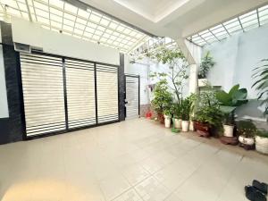 NHÀ MỚI 4 TẦNG , 65M2, HXH, QUANG TRUNG , GÒ VẤP - Hoàng 3