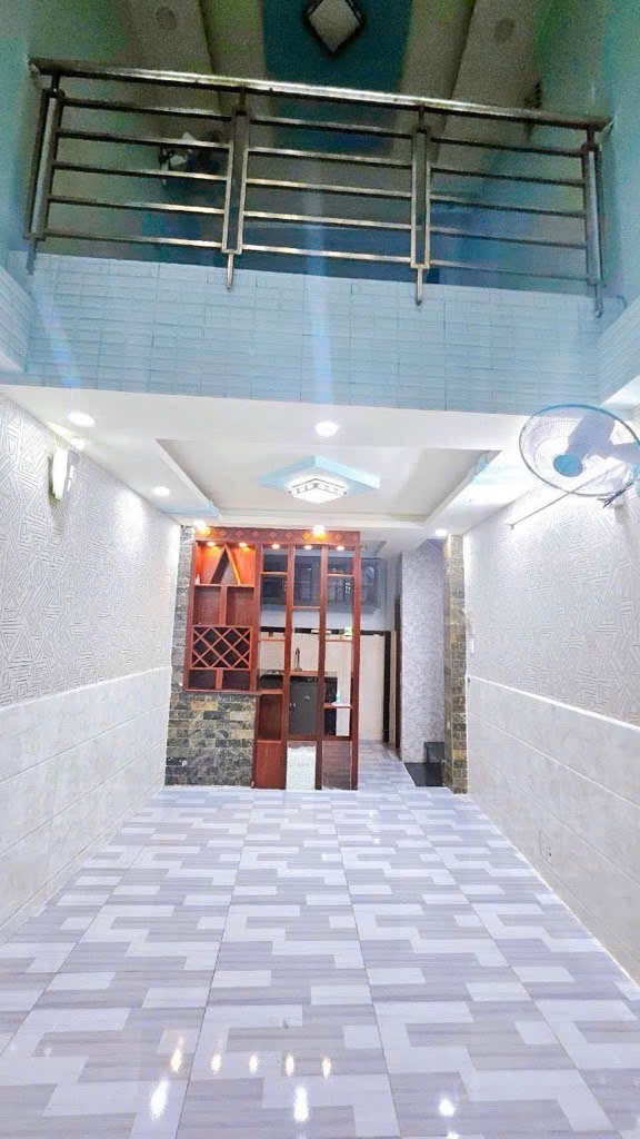 Bán nhà Vip Đoàn Văn Bơ Quận 4