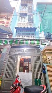 Bán nhà Vip Đoàn Văn Bơ Quận 4