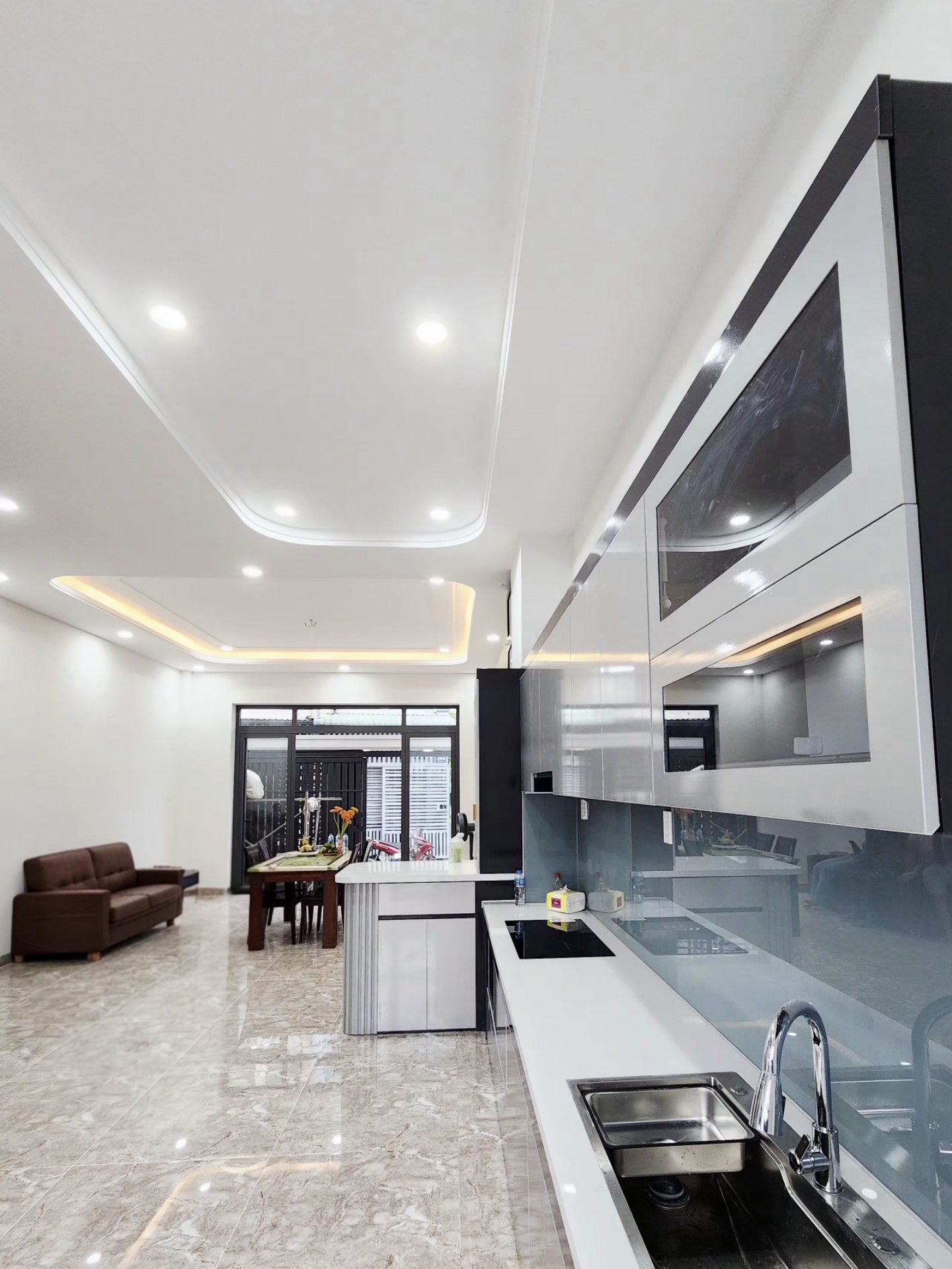 BÁN NHÀ MỚI 100m2 (5x19),1 TRỆT 2 LẦU HXH GẦN LÊ VĂN VIỆT,Đ.160 LÃ XUÂN OAI,P.TĂNG NHƠN PHÚ A QUẬN 9,NHỈNH 6 TỶ
