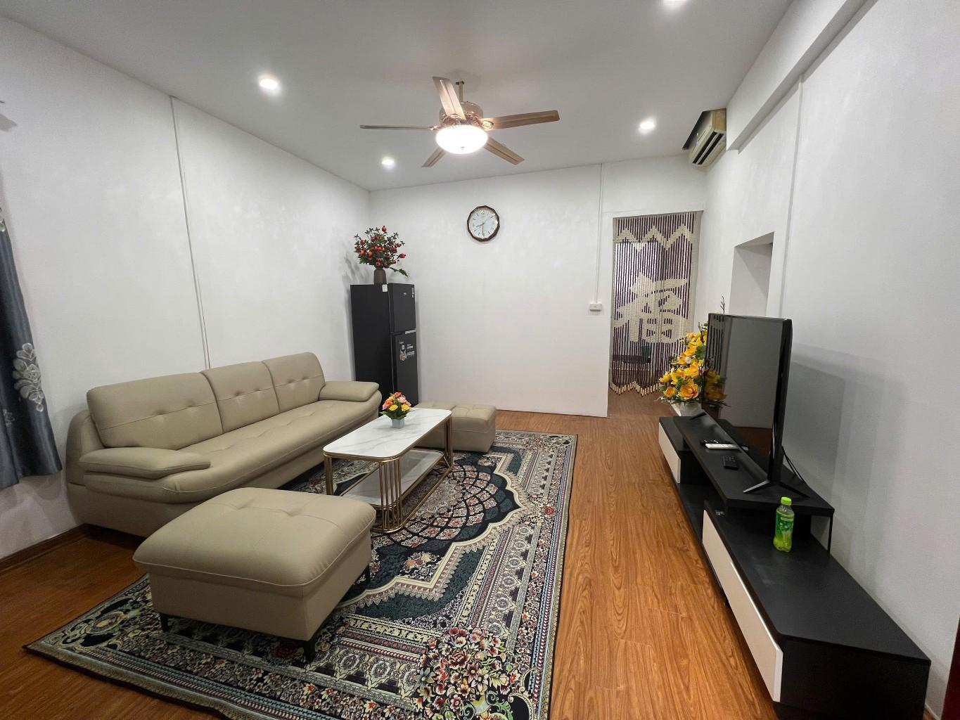 Chỉ với 3 tỷ có ngay nhà đủ công năng, ngay mặt phố Bạch Mai