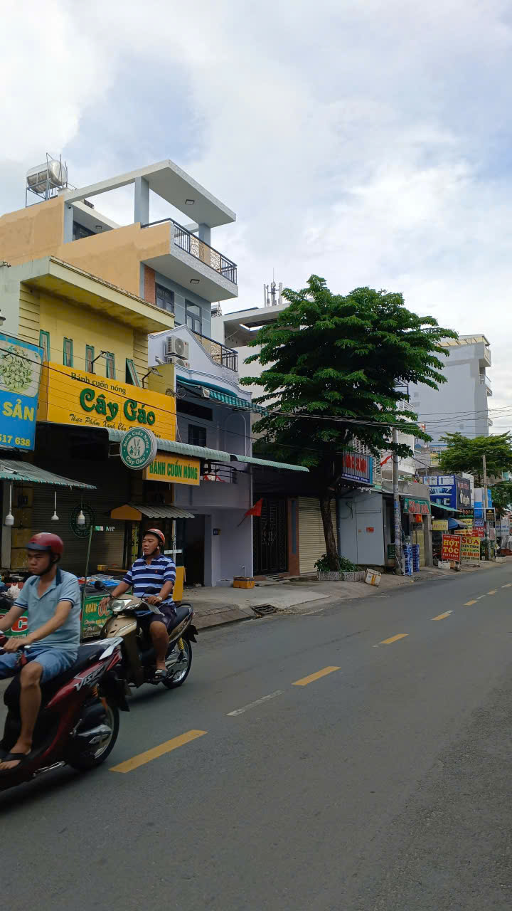 Bán nhà mặt tiền đường Gò Xoài 60m2 4 tầng-Khu vực kinh doanh tốt