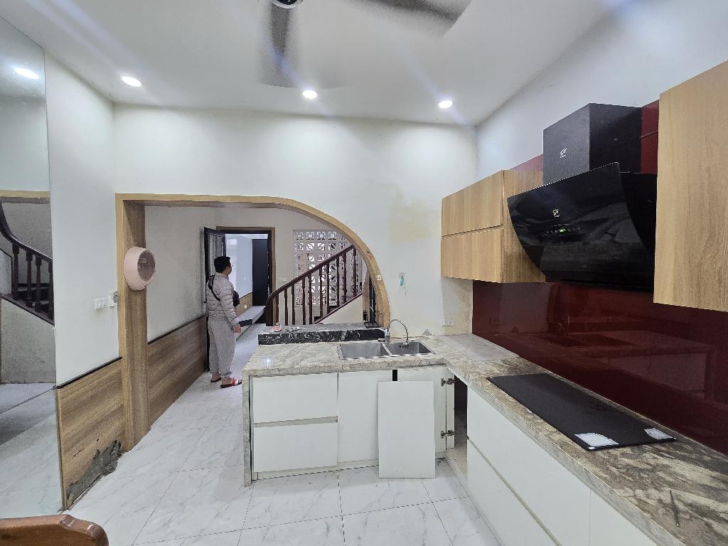 NHÀ ĐẸP ĐỊNH CÔNG - TRUNG TÂM HOÀNG MAI - GẦN PHỐ - GẦN OTO