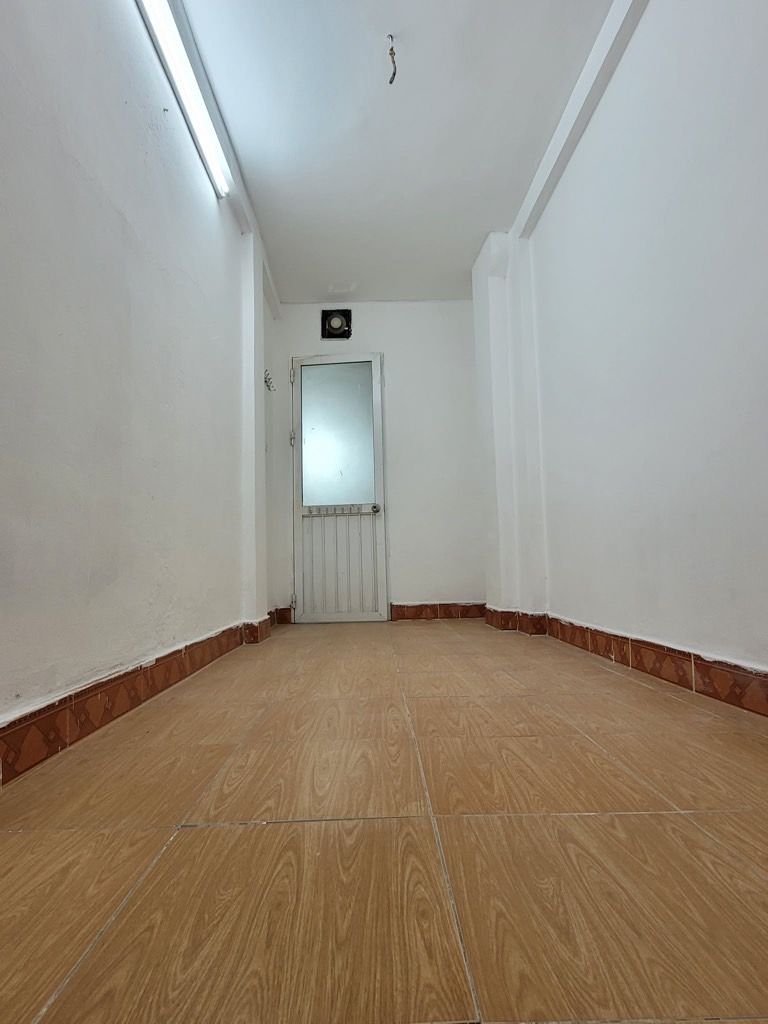 NHÀ ĐẸP - VỪA TẦM TIỀN - HIẾM