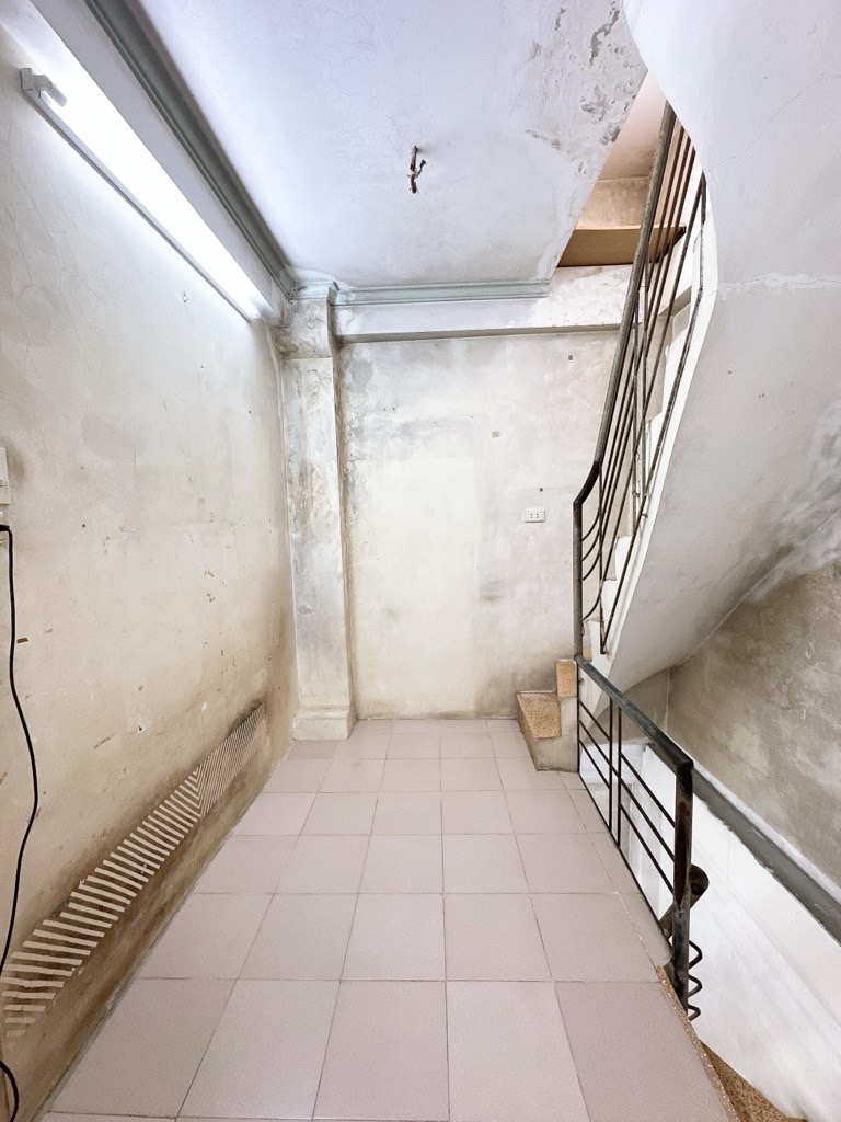 TRUNG TÂM ĐỐNG ĐA - GIÁ CỰC MỀM - NHỈNH 2 TỶ CÓ SỔ RIÊNG