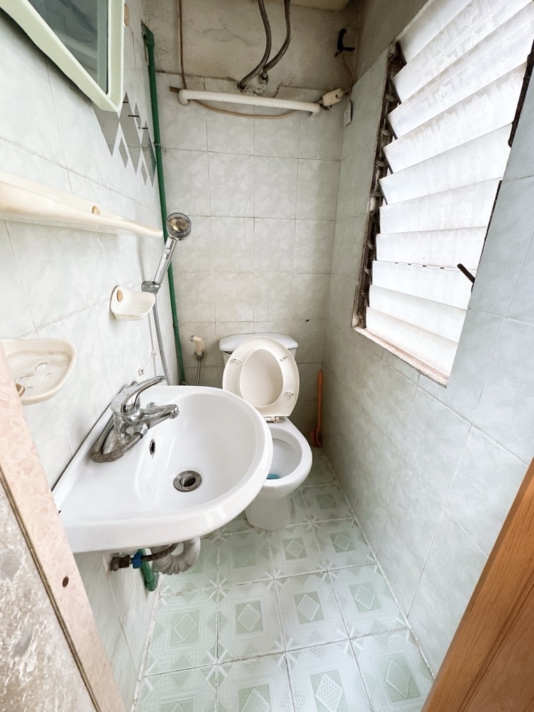 TRUNG TÂM ĐỐNG ĐA - GIÁ CỰC MỀM - NHỈNH 2 TỶ CÓ SỔ RIÊNG