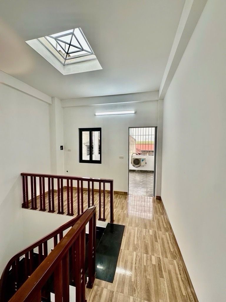 SIÊU PHẨM PHAN ĐÌNH GIÓT - 1 NHÀ RA PHỐ HÀ KẾ TẤN OTO TRÁNH - 5 TẦNG NỞ HẬU - KHÁCH VỀ Ở LUÔN