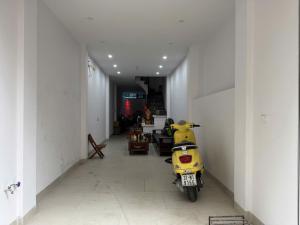 Định Công Thượng nhà 51m2 - Oto tránh nhau, cách phố 50m2 - 4 tầng mới đẹp, sổ đỏ chính chủ - Giá chỉ 11.5 tỷ.