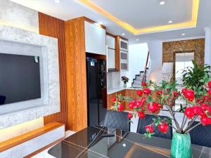 Siêu phẩm ĐỊnh công - Nhà 6 tầng thang máy - nội thất 5* - giá chỉ nhỉnh 8 tỷ