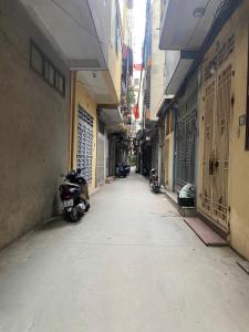 Nhà phân lô - ngõ oto Trịnh Đình Cửu - Phân lô cán bộ - sổ vuông