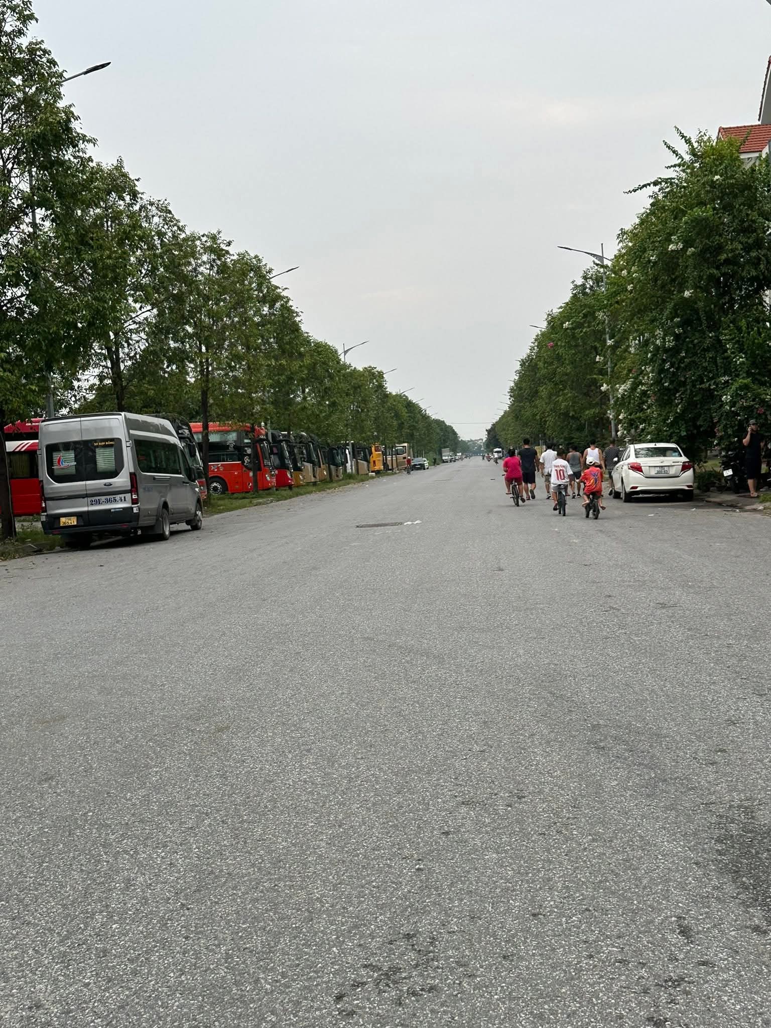 CHÍNH CHỦ GỬI BÁN BIỆT THỰ LIỀN KỀ PHÚ LƯƠNG – MẶT ĐƯỜNG 30M GẦN VÀNH ĐAI 3.5 – GIAO THÔNG THUẬN TIỆN – KINH DOANH SẦM UẤT XUNG QUANH TOÀN LÂU ĐÀI, BIỆT THỰ ĐỒNG BỘ – HÀNG HIẾM