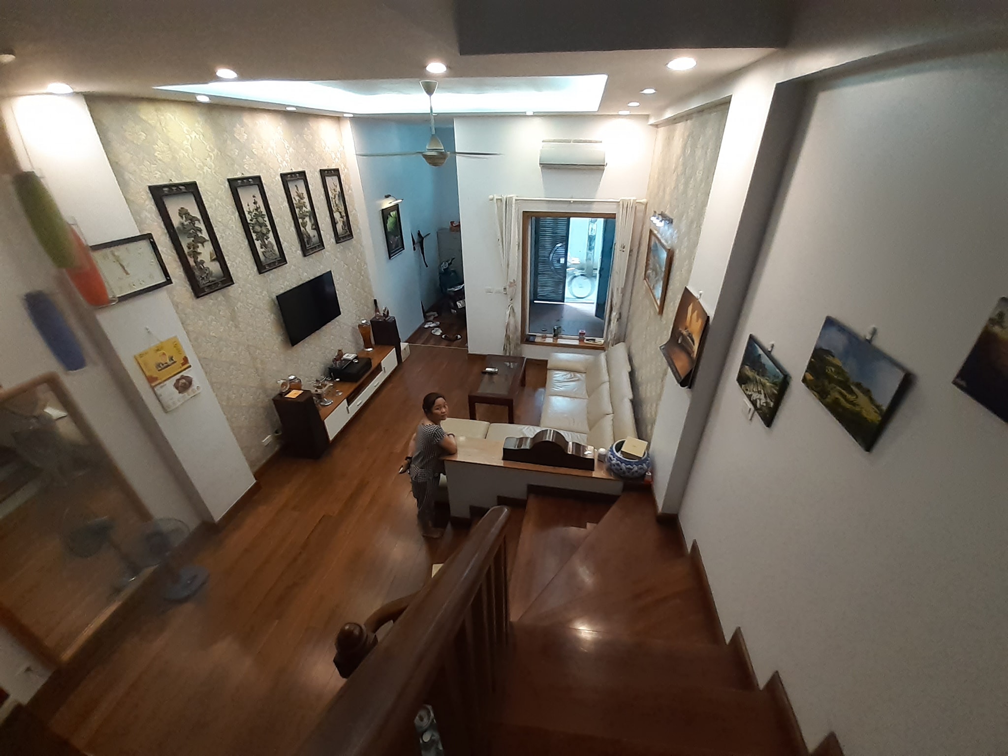 Bán nhà phường bạch mai