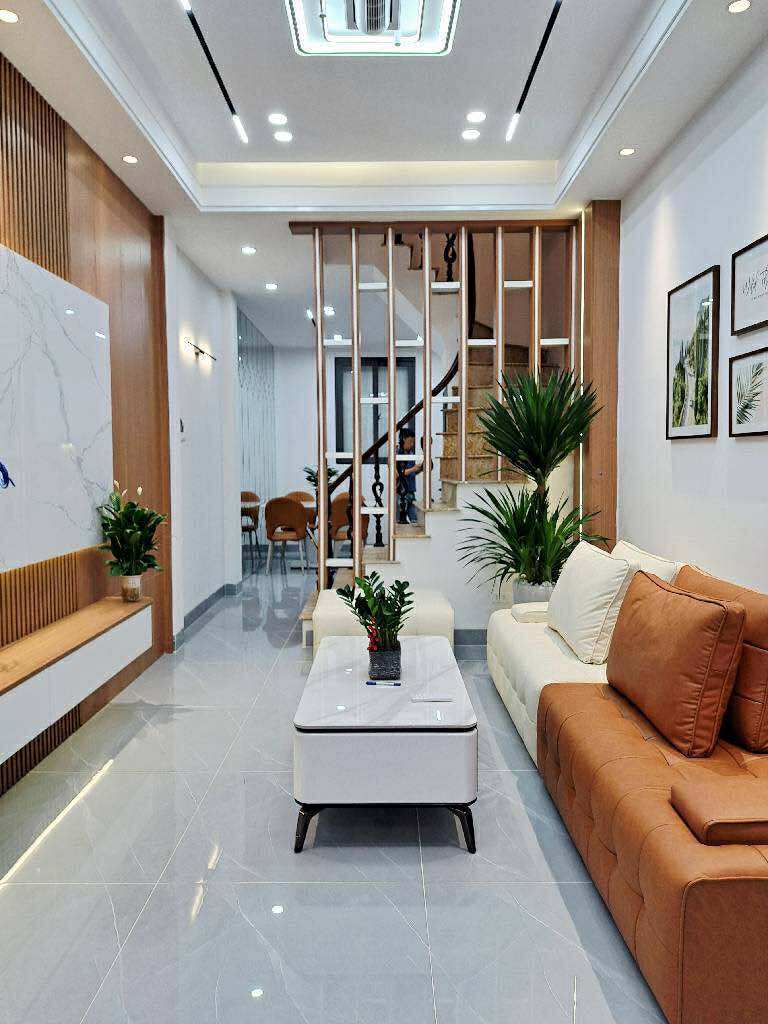 37M² NHÀ XINH 8 TỶ - GẦN HỒ - 3 BƯỚC RA ĐƯỜNG - NGÕ THÔNG KD - KHU DÂN TRÍ CAO
