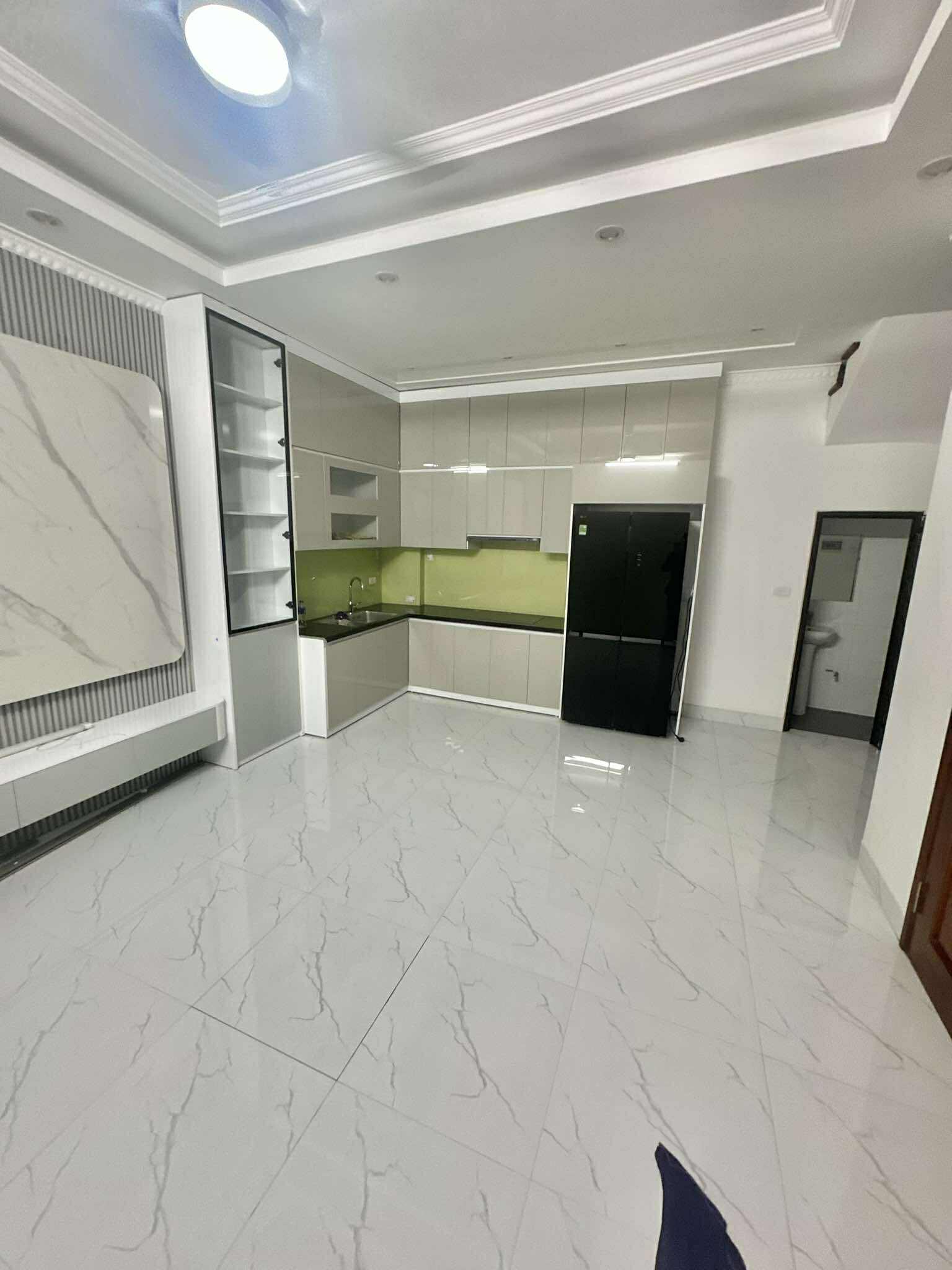 BÁN NHÀ TÂN MAI GIÁ TRÊN 7 TỶ, NHÀ ĐẸP Ở NGAY,