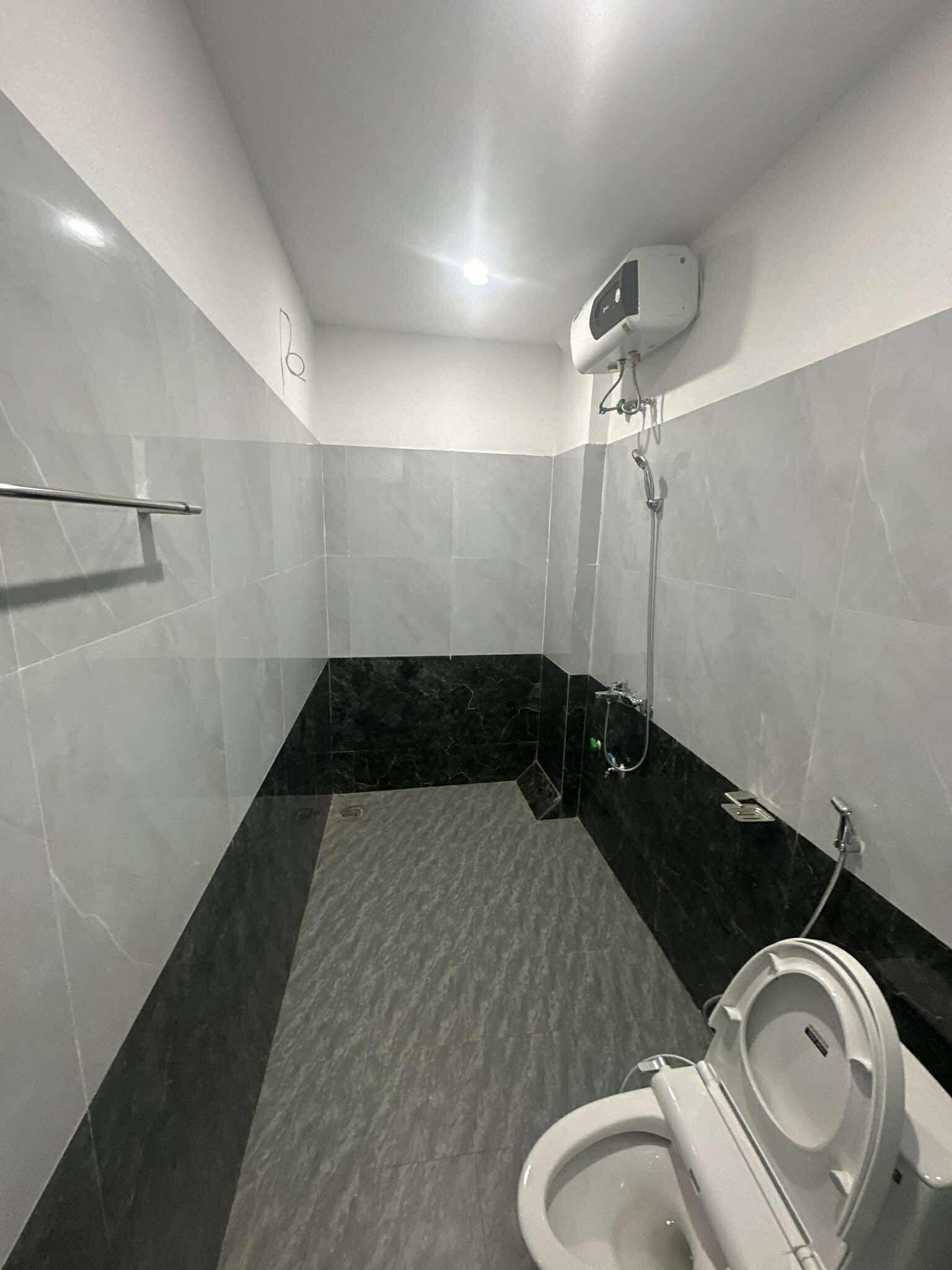 BÁN NHÀ TÂN MAI GIÁ TRÊN 7 TỶ, NHÀ ĐẸP Ở NGAY,