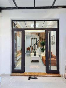 37M² NHÀ XINH 8 TỶ - GẦN HỒ - 3 BƯỚC RA ĐƯỜNG - NGÕ THÔNG KD - KHU DÂN TRÍ CAO