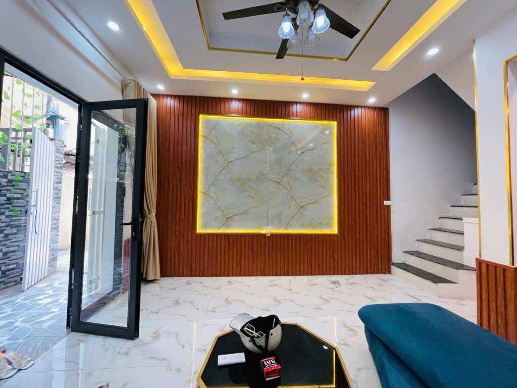 BÁN NHÀ GẦN 8 TỶ - CHỦ XÂY MỚI ĐỂ Ở - KIM NGƯU