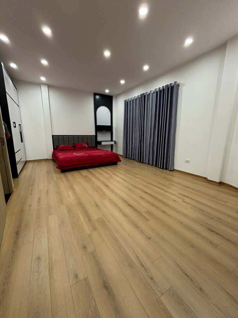 BÁN NHÀ ĐẸP BẠCH MAI- GIÁ TRÊN 8 TỶ -  FULL NỘI THẤT