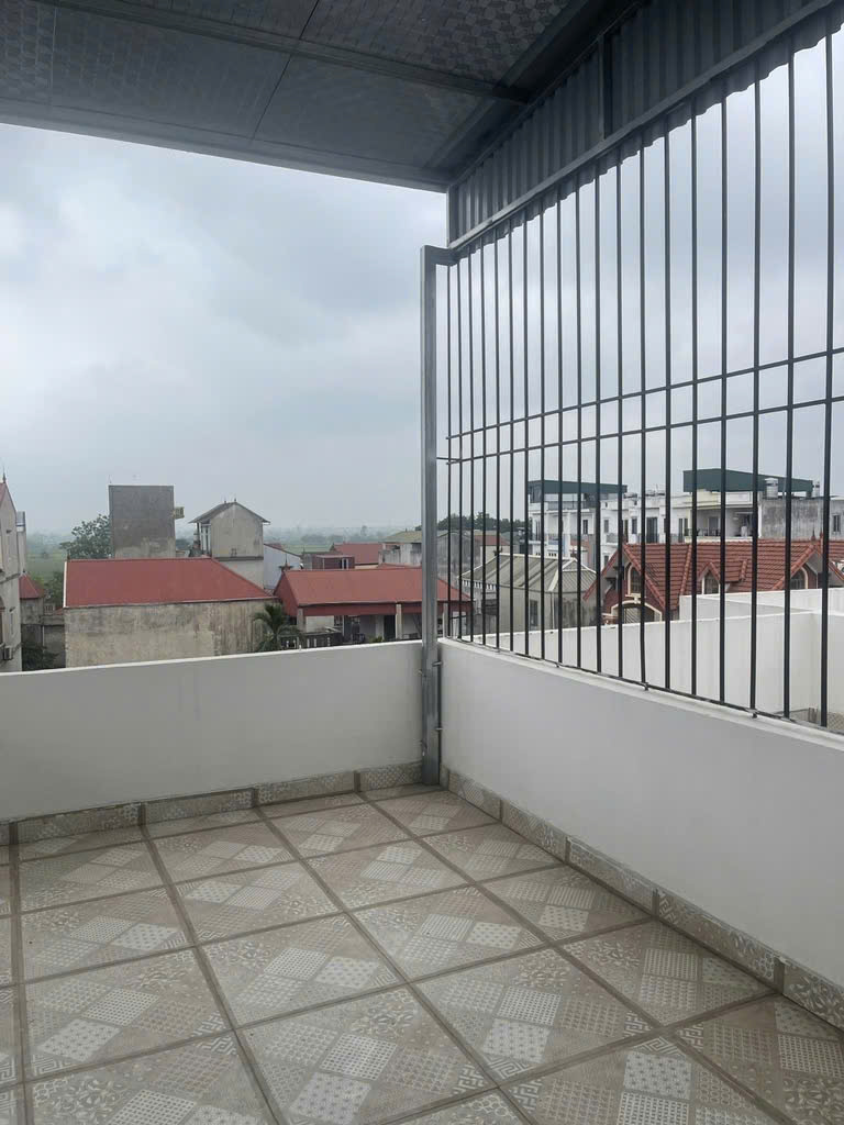 HÀ ĐÔNG – YÊN NGHĨA – Ô TÔ ĐỖ CỬA- GẦN MẶT ĐƯỜNG QUANG TRUNG– BA BƯỚC RA BẾN XE YÊN NGHĨA