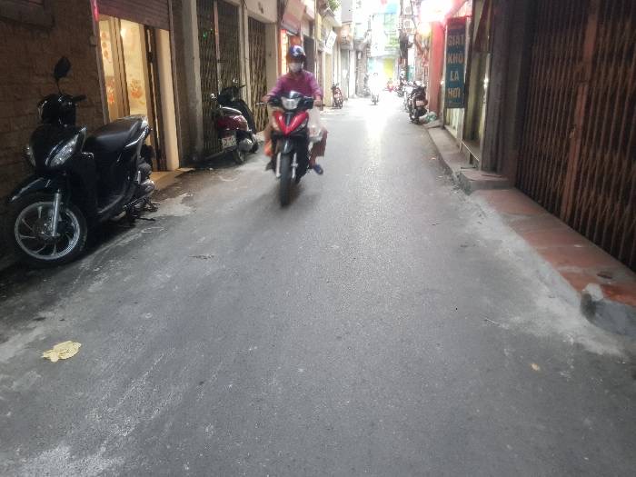 BÁN NHÀ TẠI THỊNH HÀO 27,2m2, 5 tầng giá 6,8 tỷ