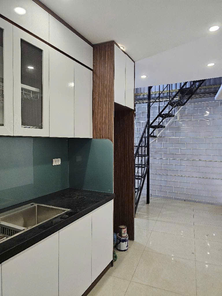 BÁN NHÀ THANH TRÌ - GẦN Ô TÔ - 51M2X3T - NHỈNH 5 TỶ