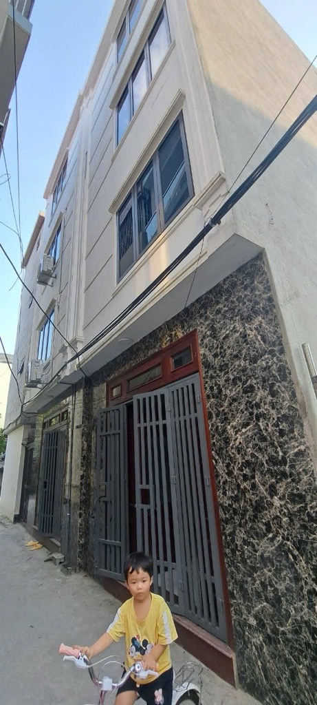BÁN NHÀ THANH OAI Ở NGAY 4 TẦNG, NHỈNH 4 TỶ, Ô TÔ ĐỖ CỬA